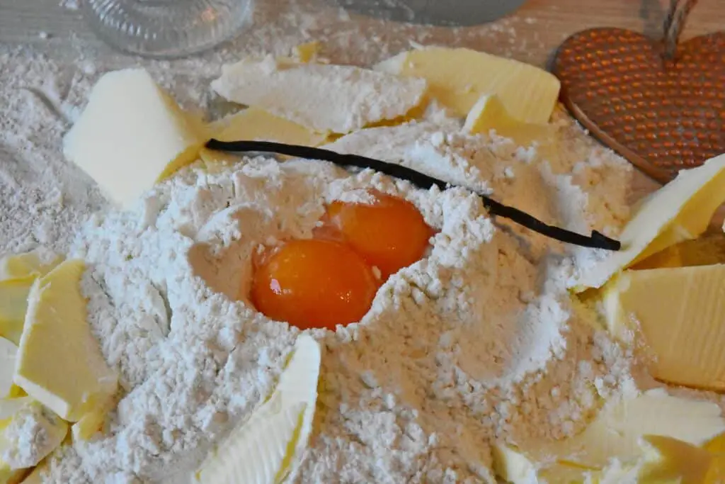 Cake Flour with Egg yolk in it