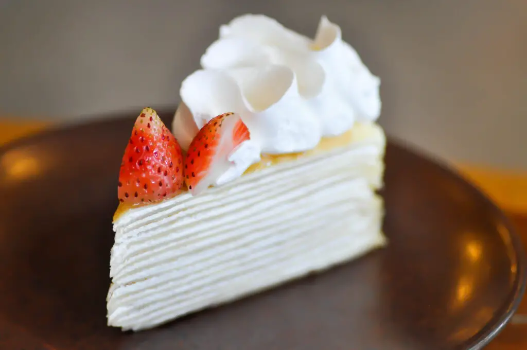 strawberry and cream crepe cake